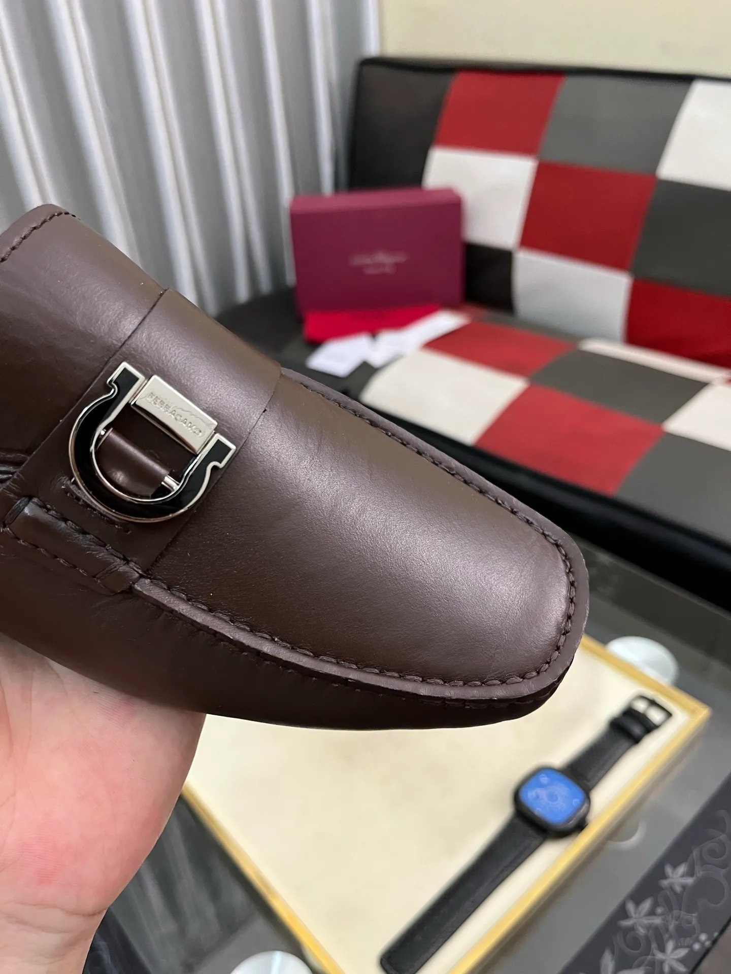 Men's shoes 💰560⌚️⌚️ Ferragamo [Ferragamo] new high-end quality framed shoes. The style is luxurious and elegant, with equal emphasis on practicality and style. We pay special attention to quality and details. The shoe last leather, workmanship and comfort are not inferior! Material: Imported first-layer soft cowhide leather upper ➕Genuine leather lining, code number: 38-446️⃣colors available